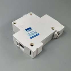 MCB AC 1P C25 25A 230V 4kA Miniature Circuit Breaker DIN RAIL